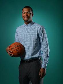 他果断换上 他果断换上